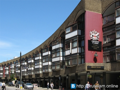 Crescent House Golden Lane Estate_4