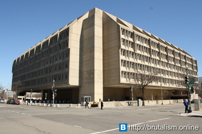 Hubert H. Humphrey Building, the United States Department of Health and Human Services headquarters_1